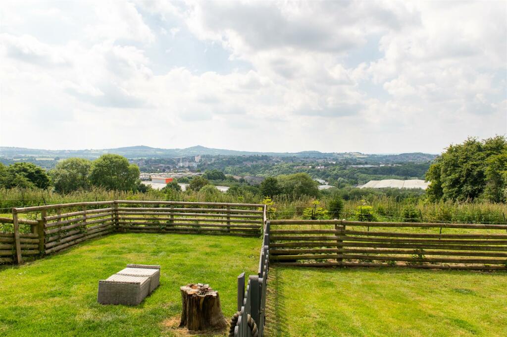 Additional property image - Mucklow Hill, Halesowen