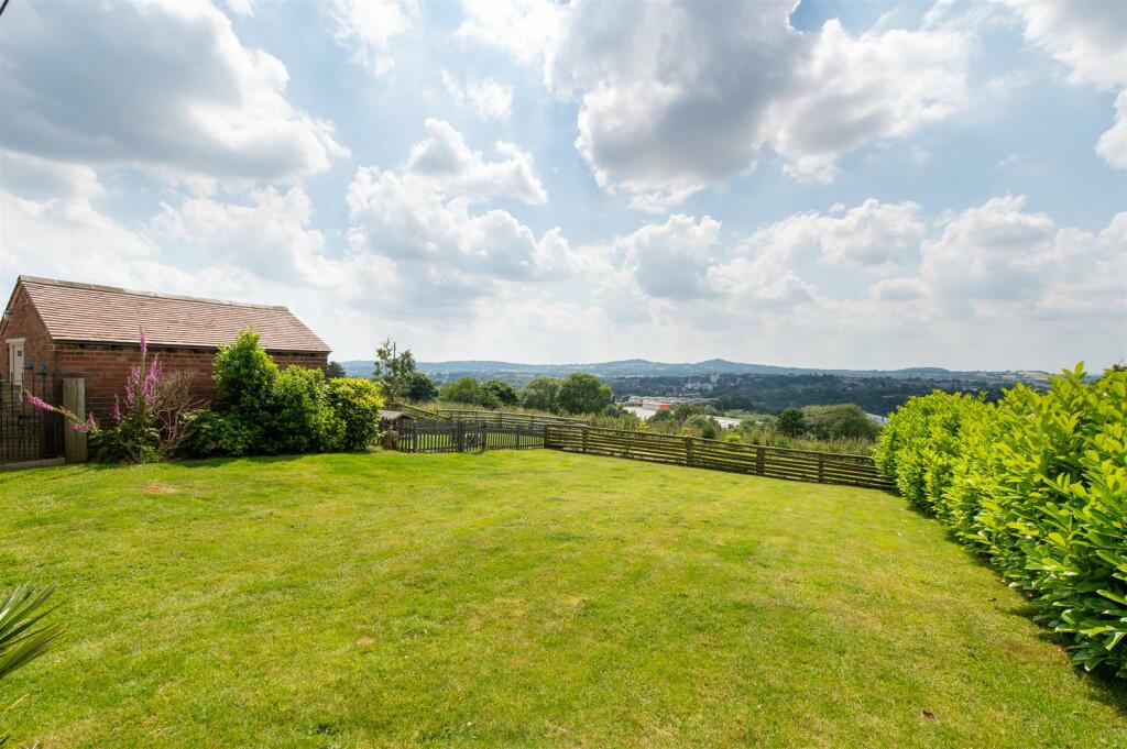 Additional property image - Mucklow Hill, Halesowen