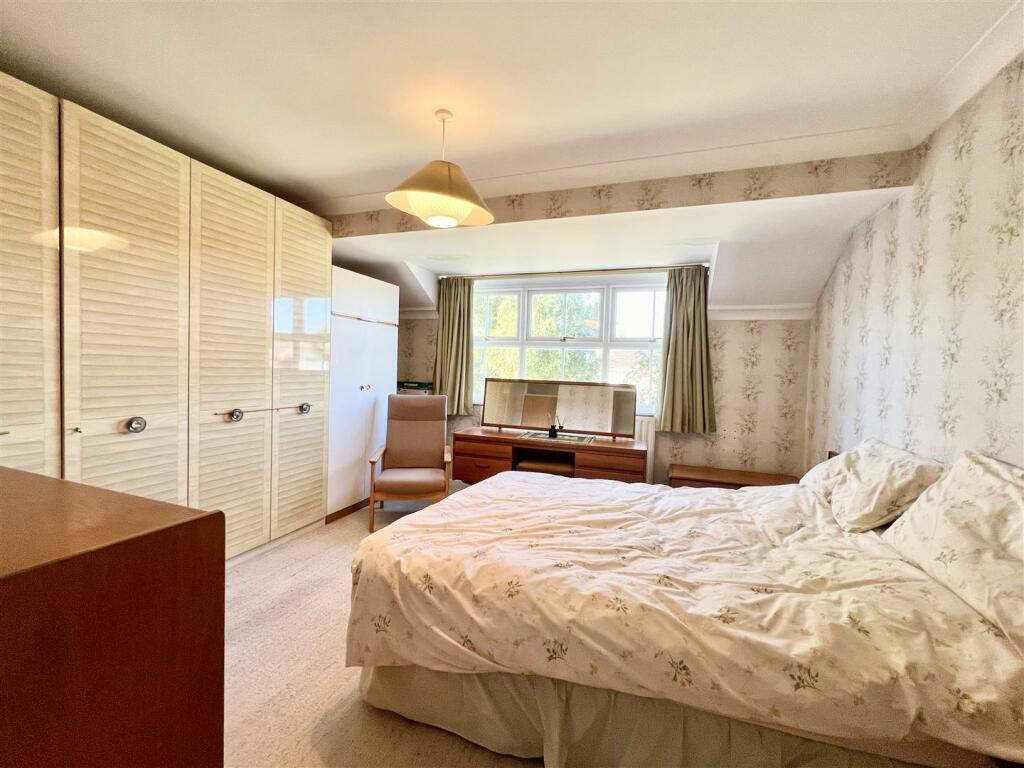 Additional property image - Haddon Croft, Halesowen