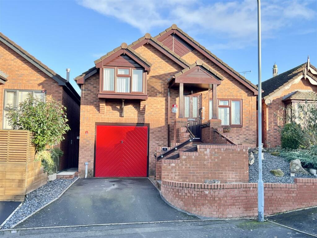 Additional property image - Spinners End Drive, Cradley Heath