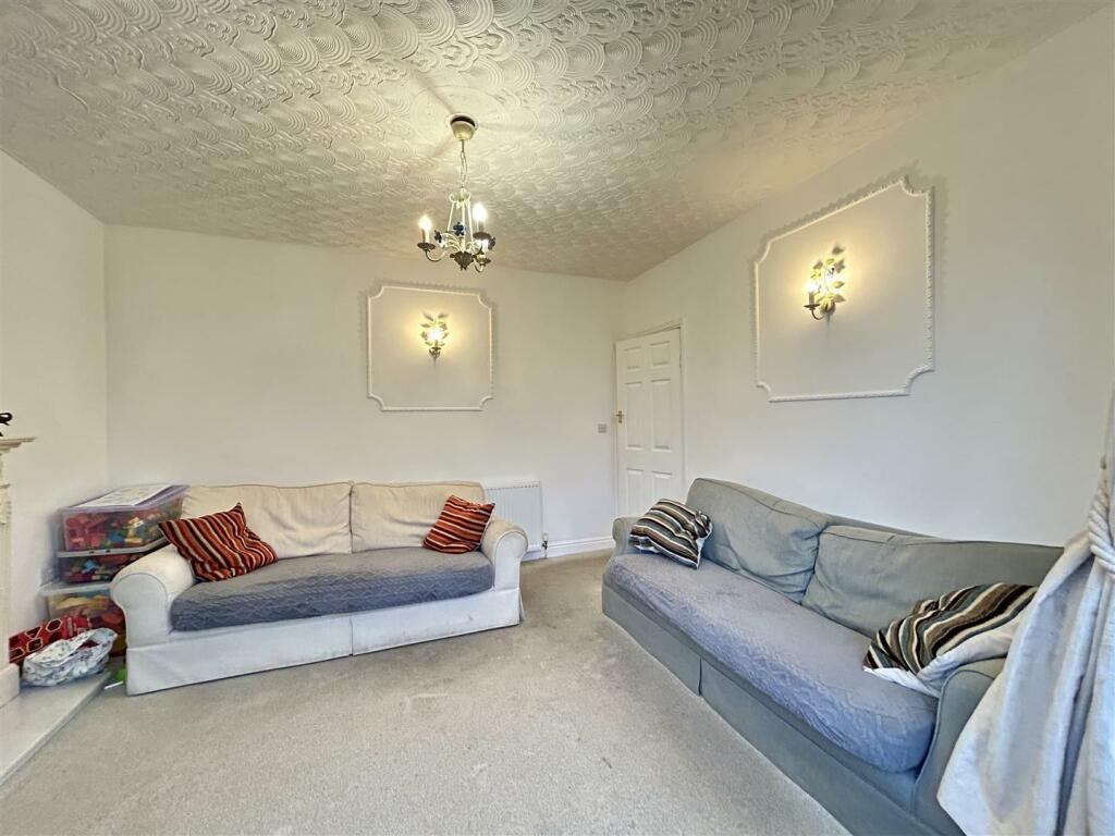 Additional property image - Frankley Avenue, Halesowen