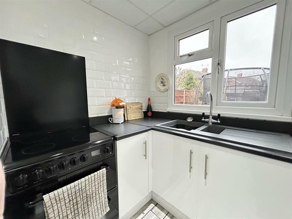 Additional property image - Frankley Avenue, Halesowen