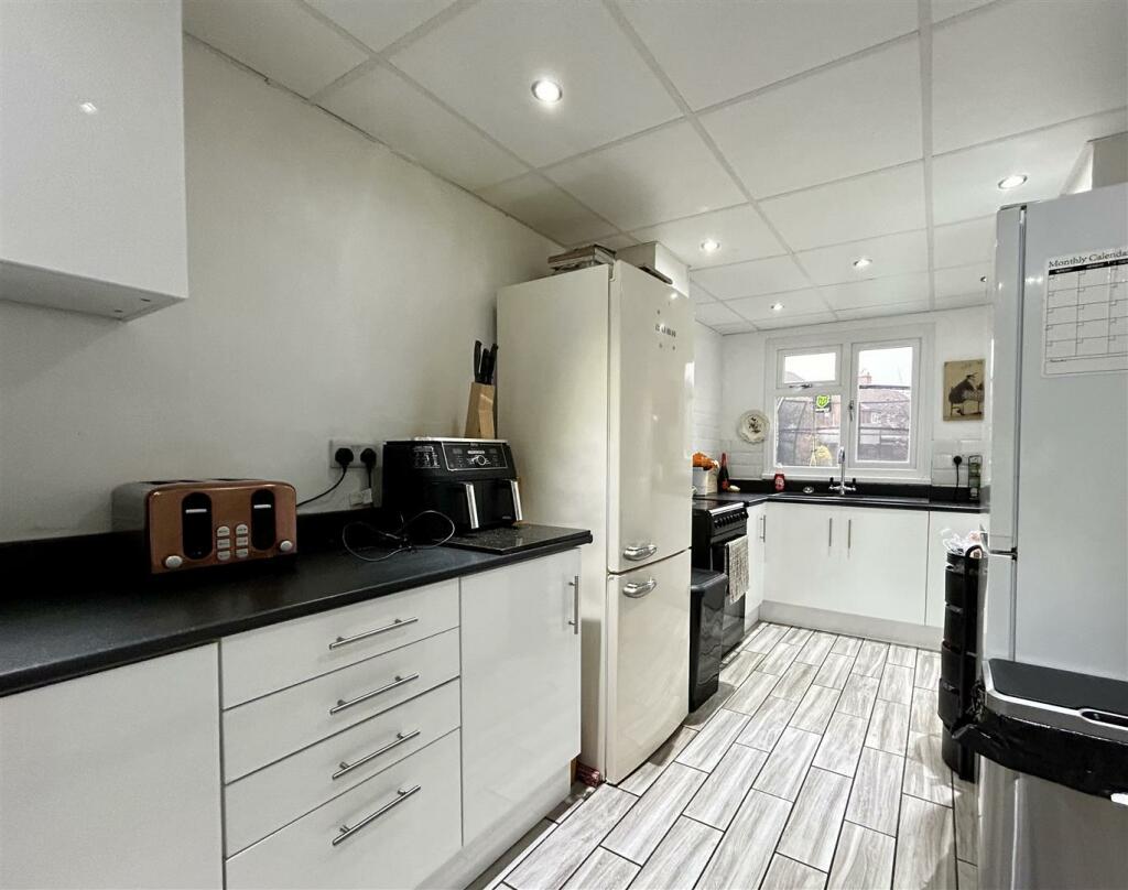 Additional property image - Frankley Avenue, Halesowen