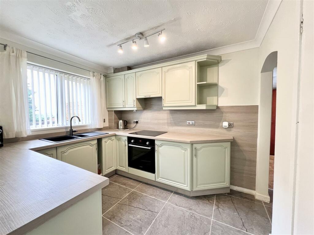 Additional property image - Rough Hill Drive, Rowley Regis
