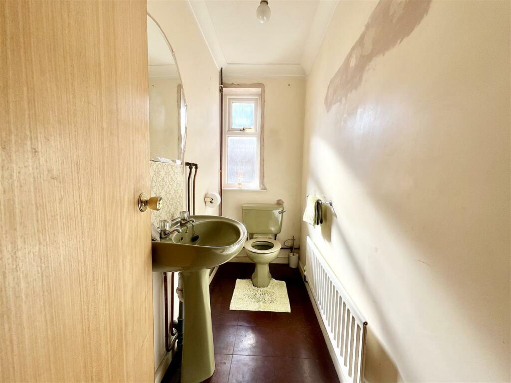Additional property image - Haddon Croft, Halesowen
