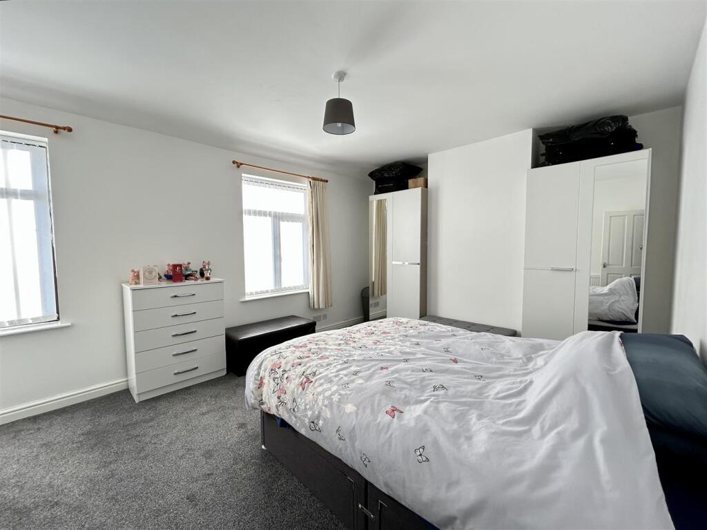 Additional property image - Oak Road, West Bromwich