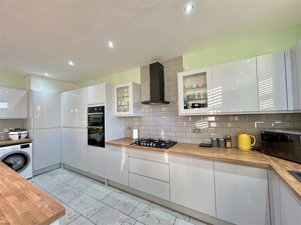Additional property image - Bromsgrove Road, Hunnington, Halesowen