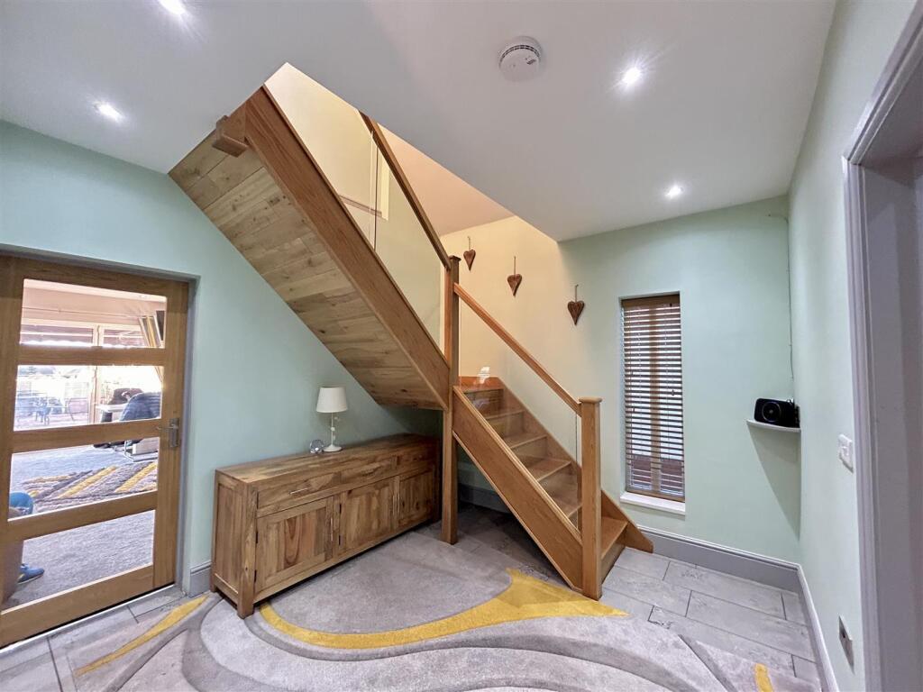 Additional property image - Bromsgrove Road, Hunnington, Halesowen