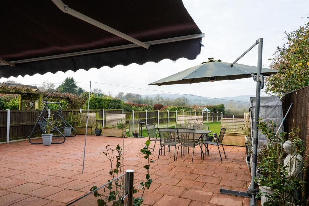 Additional property image - Bromsgrove Road, Hunnington, Halesowen