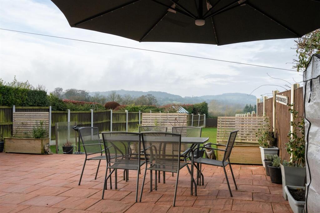 Additional property image - Bromsgrove Road, Hunnington, Halesowen