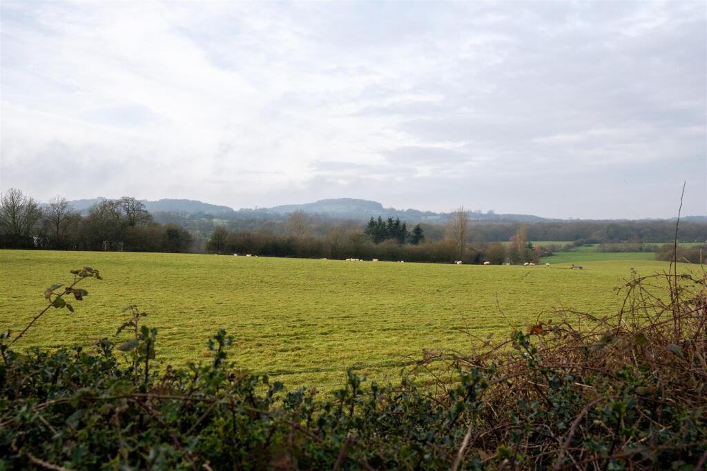Additional property image - Bromsgrove Road, Hunnington, Halesowen