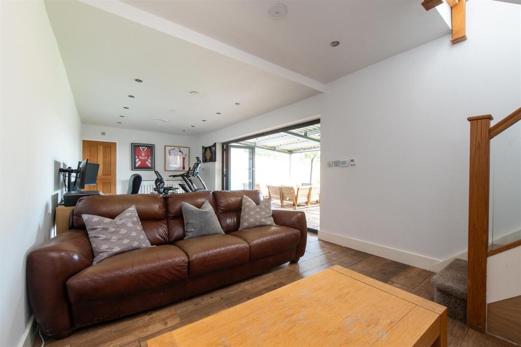 Additional property image - Mucklow Hill, Halesowen