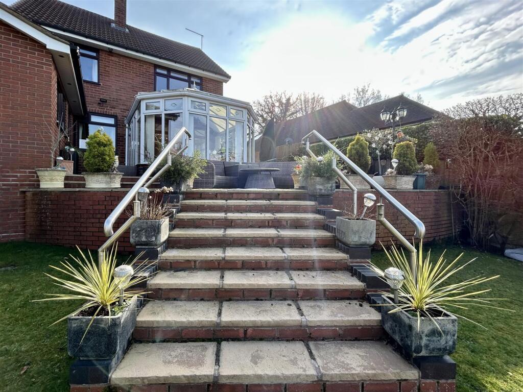 Additional property image - Western Avenue, Halesowen