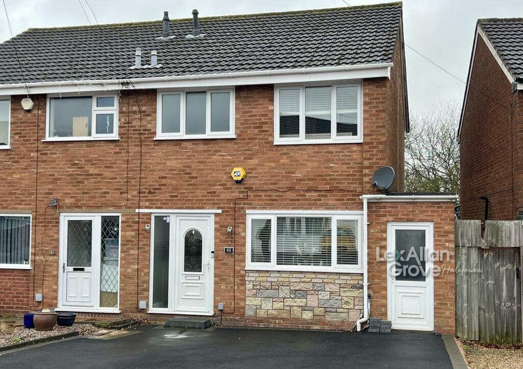 3 bedroom semidetached house for sale in Clent View Road, Birmingham, B32