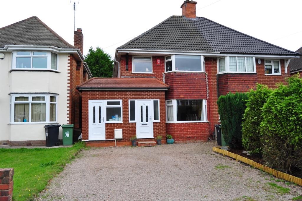 3 bedroom semidetached house for sale in Shenstone Valley Road