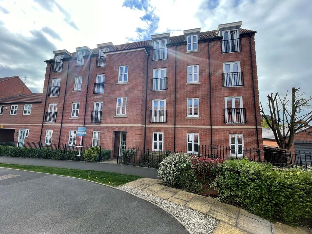 2 bedroom apartment for sale in Vicarage Walk, Clowne, S43