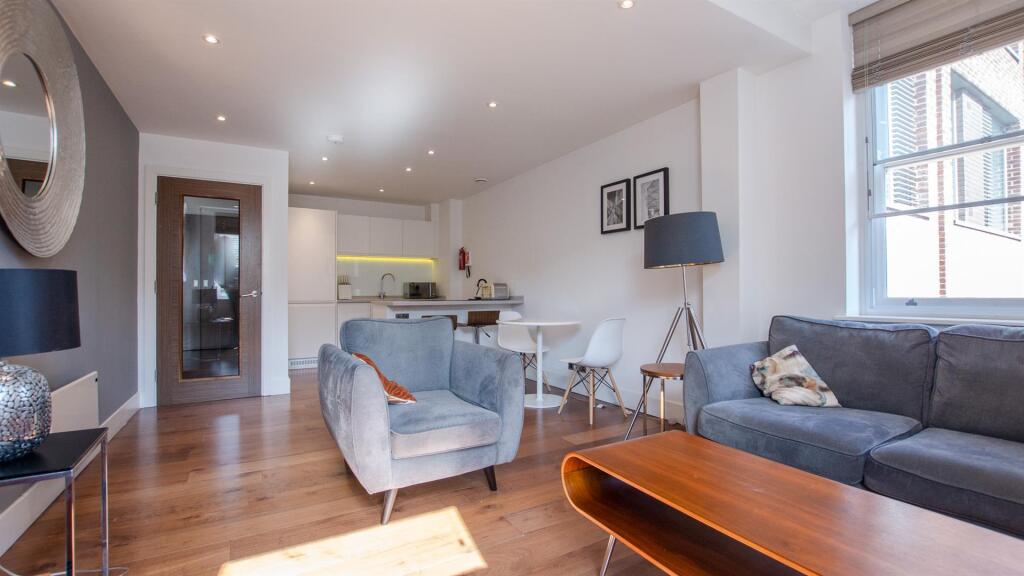 Main image of property: Apartment 1 Castle Chambers, Clifford Street, York, YO1 9RG