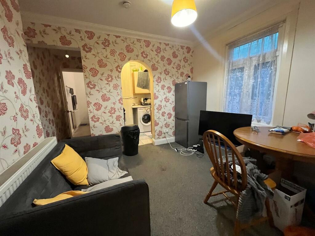 Additional property image - Bear Road, Brighton