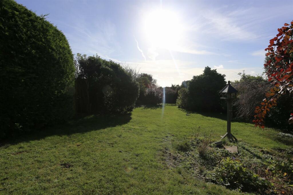 Additional property image - Crescent Drive South, Brighton