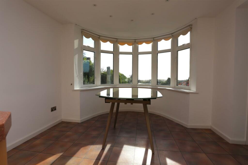 Additional property image - Crescent Drive South, Brighton
