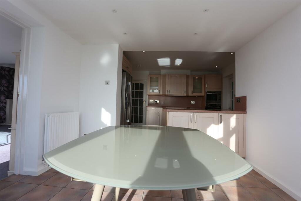 Additional property image - Crescent Drive South, Brighton