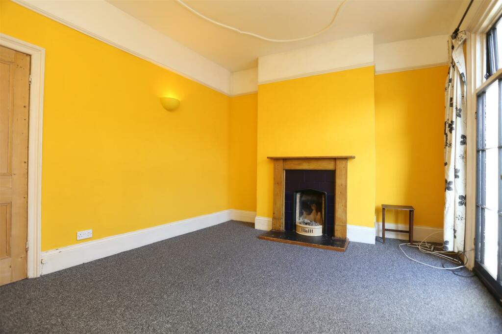 Additional property image - Viaduct Road, Brighton