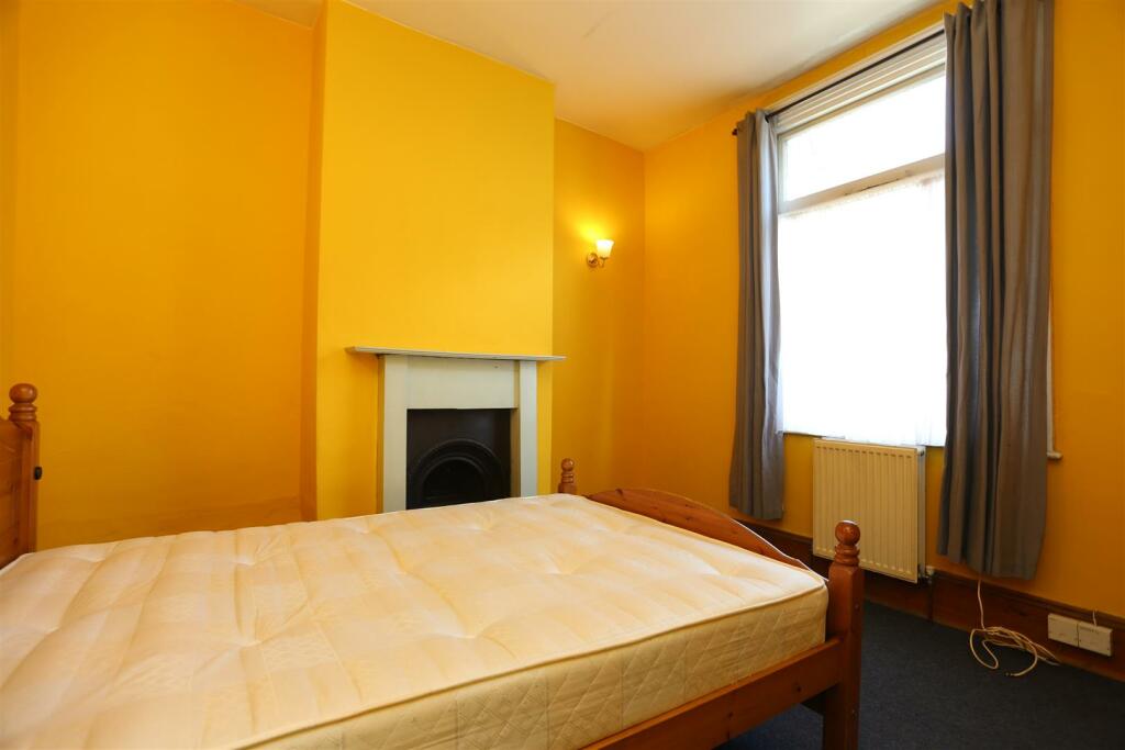 Additional property image - Viaduct Road, Brighton