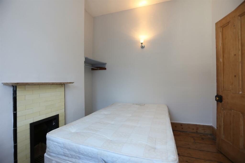 Additional property image - Viaduct Road, Brighton