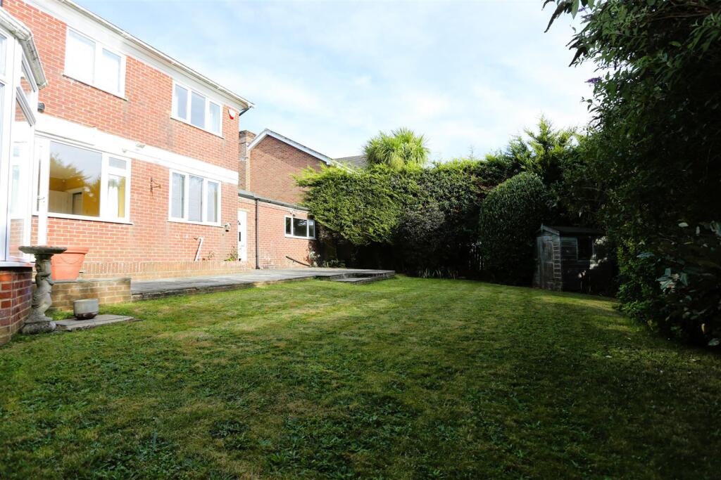 Additional property image - Ash Close, Hove