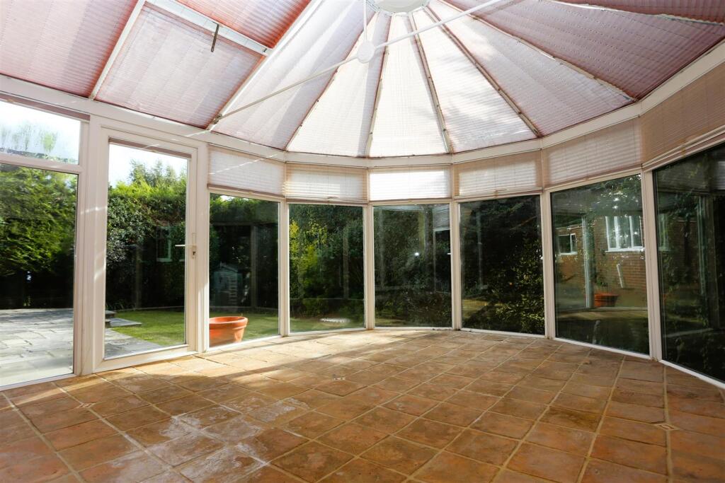 Additional property image - Ash Close, Hove