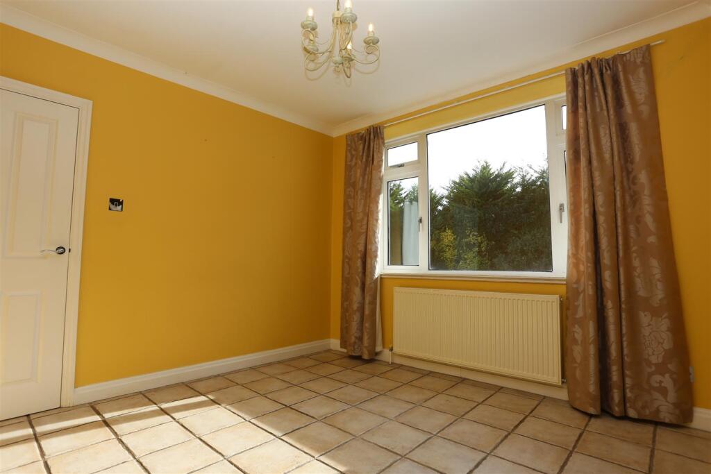 Additional property image - Ash Close, Hove