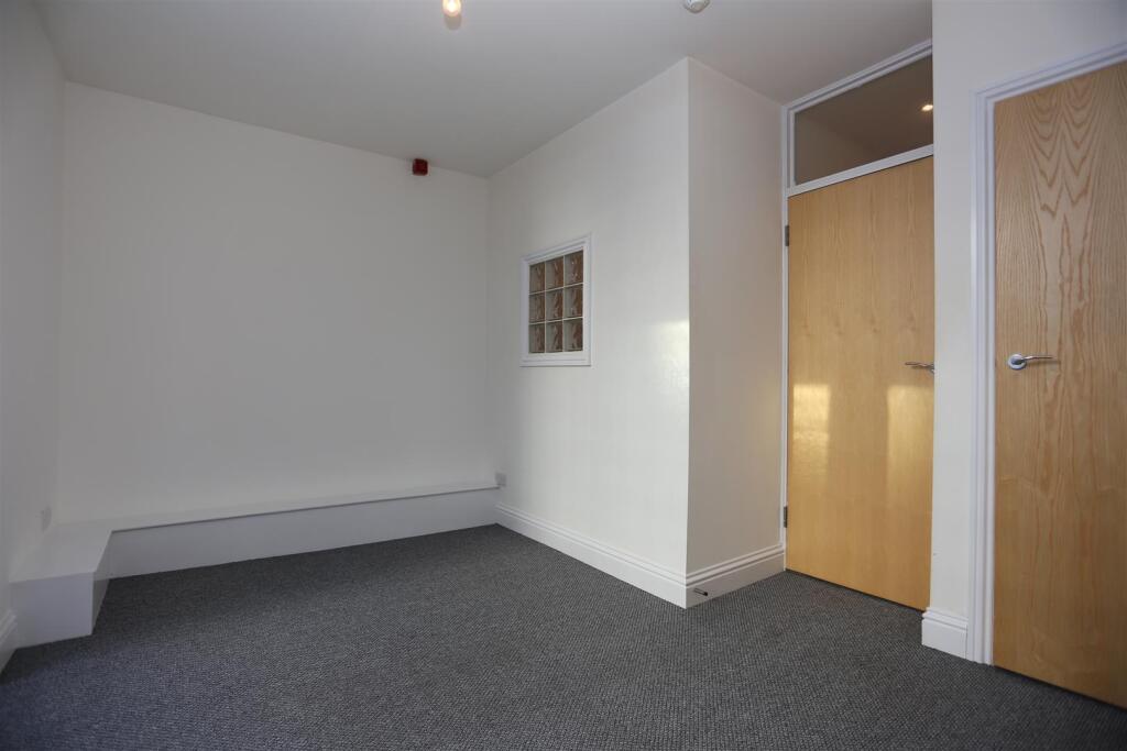 Additional property image - Devonshire Place Brighton East Sussex