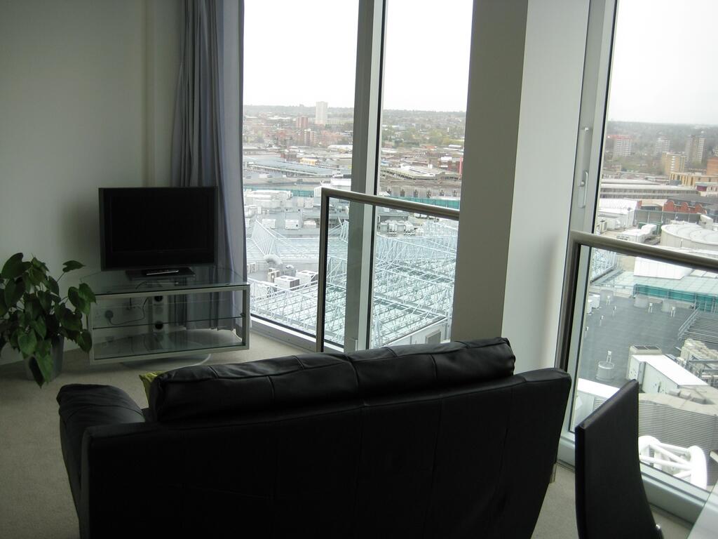 Main image of property: ROTUNDA FURNISHED STUDIO - AVAILABLE 19 SEPT