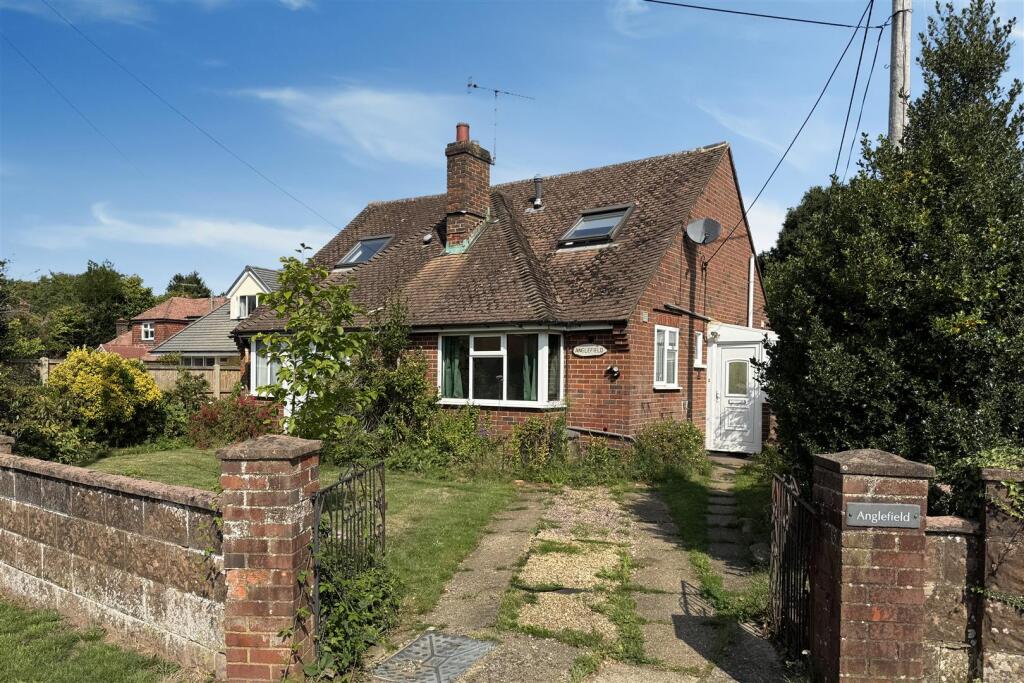 Main image of property: Witley - ***NO ONWARD CHAIN***