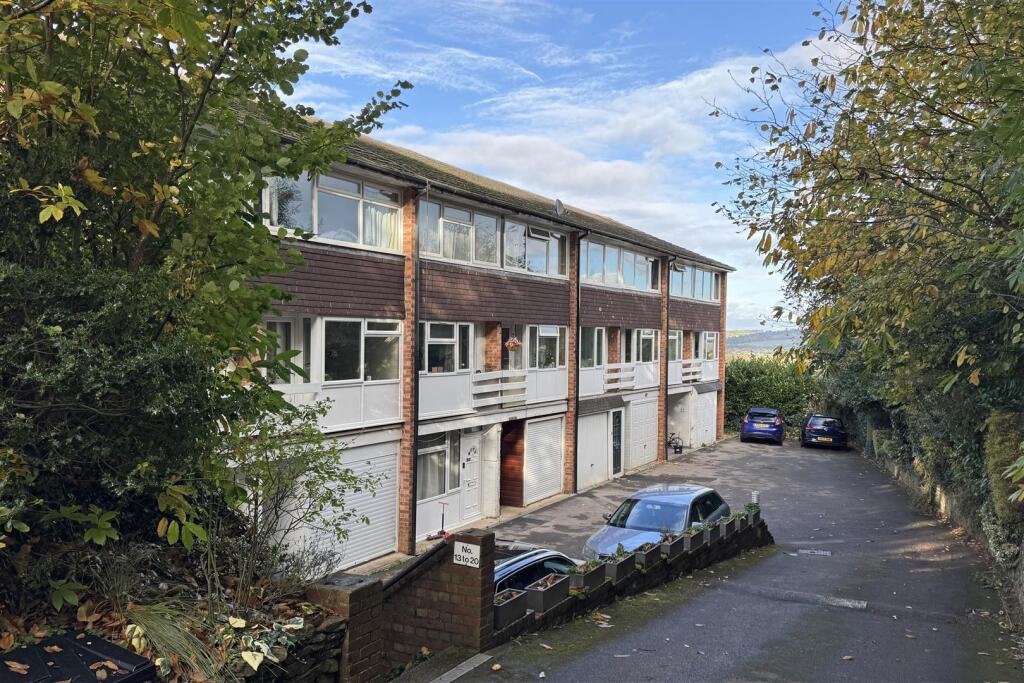 Main image of property: Godalming ***No Onward Chain***