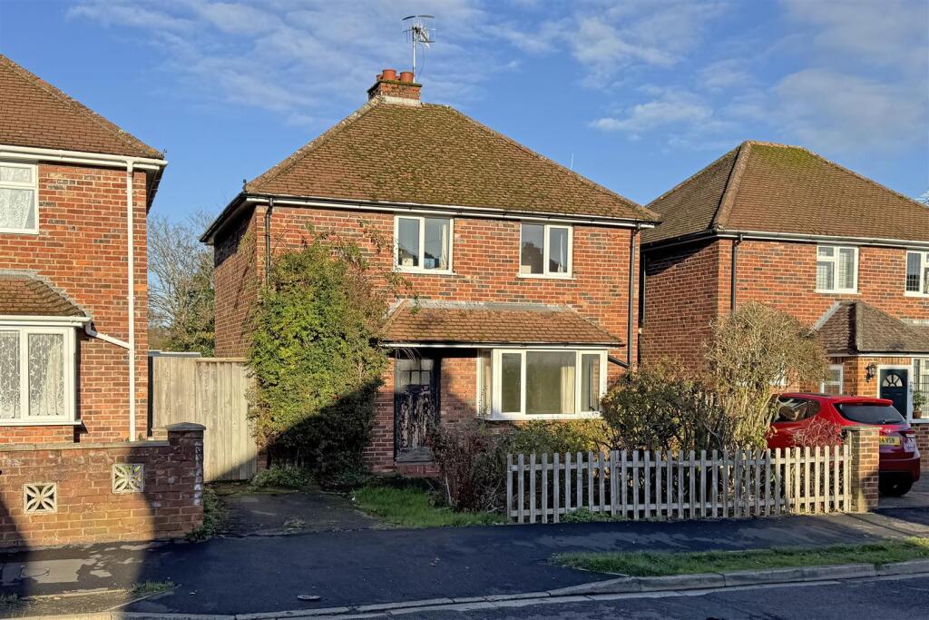 Main image of property: Farncombe ***NO Onward Chain***