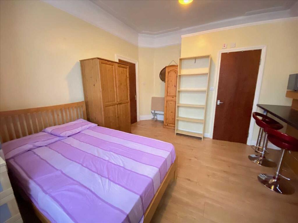 Main image of property: Broughton Road, West Ealing