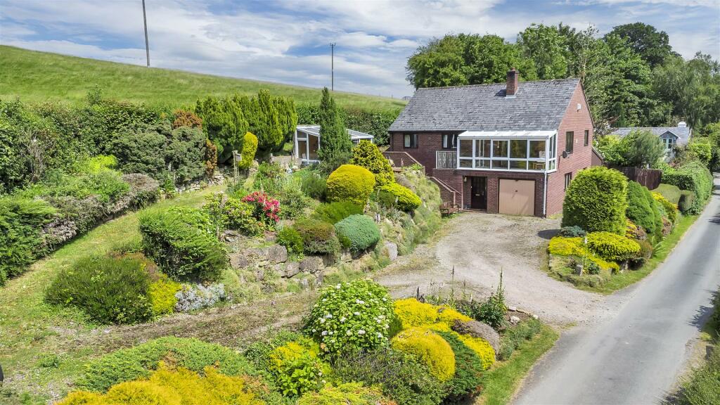 3 bedroom house for sale in Nantycaws, Morda, Oswestry, SY10