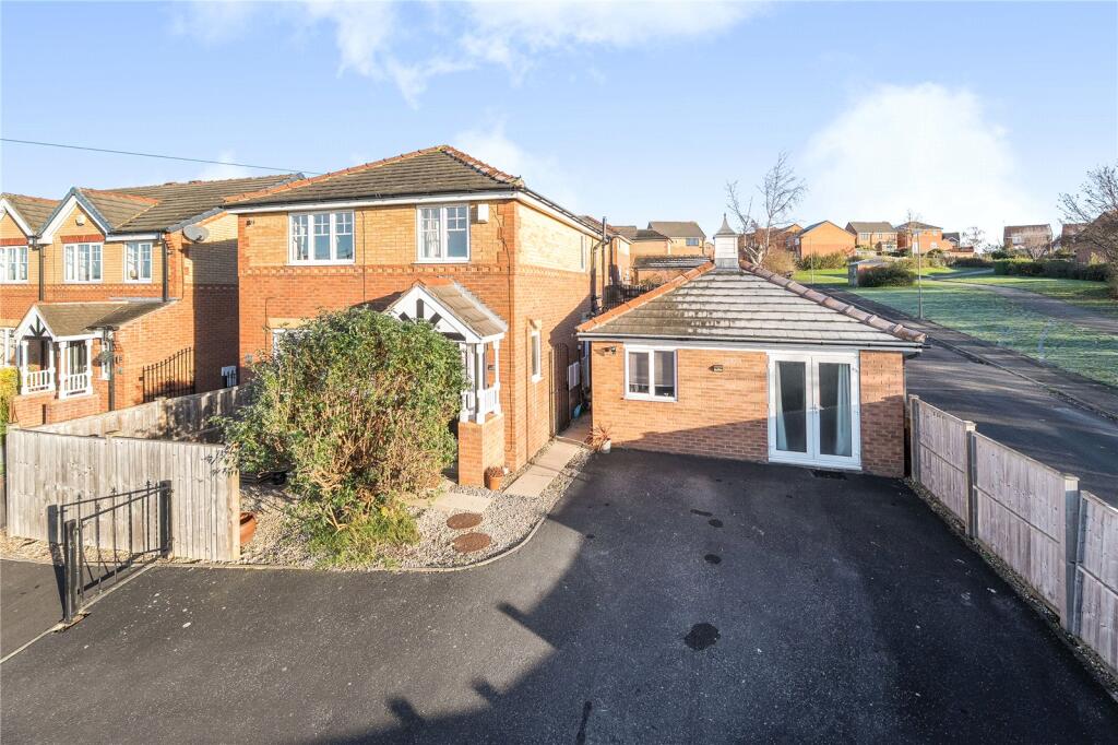 Main image of property: Honeysuckle Close, Wakefield, West Yorkshire