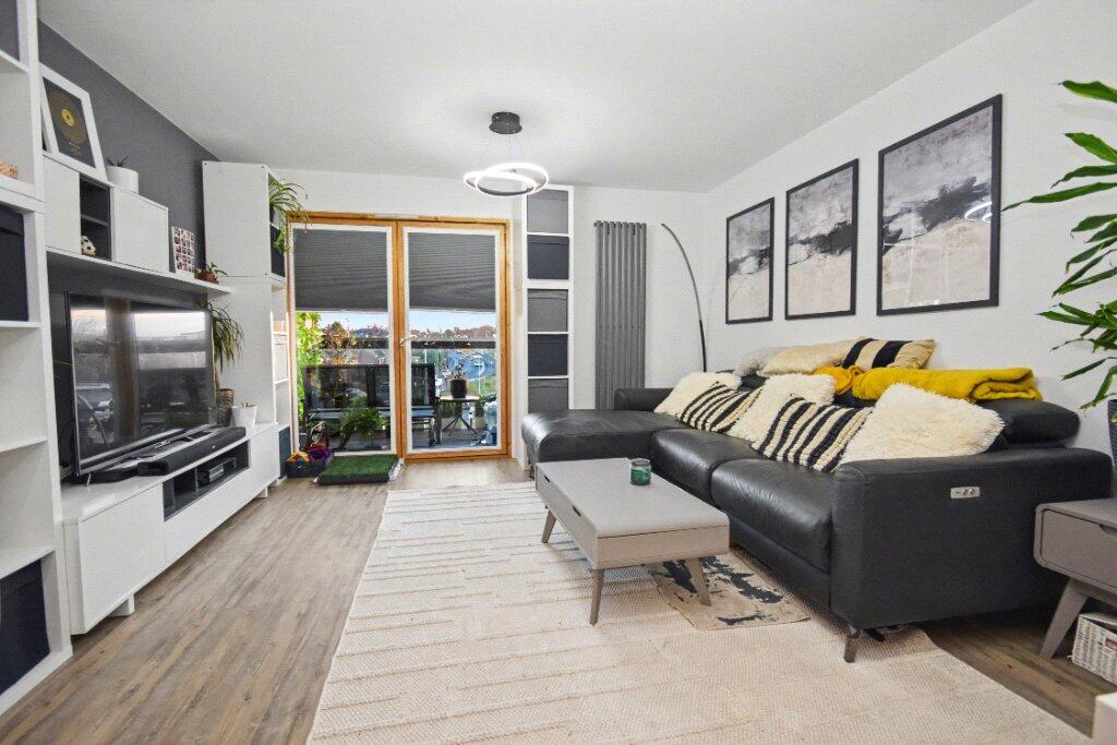 Main image of property: 304 Hebble Wharf, Navigation Walk, Wakefield, West Yorkshire