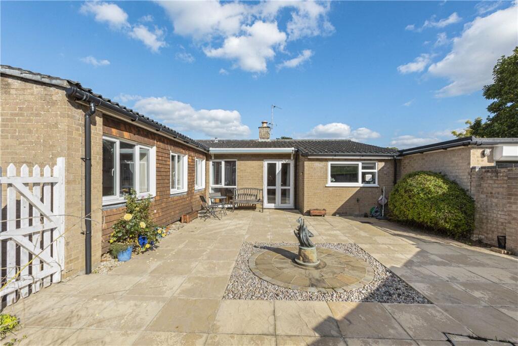 Main image of property: Foxton Close, Oxford, Oxfordshire, OX2