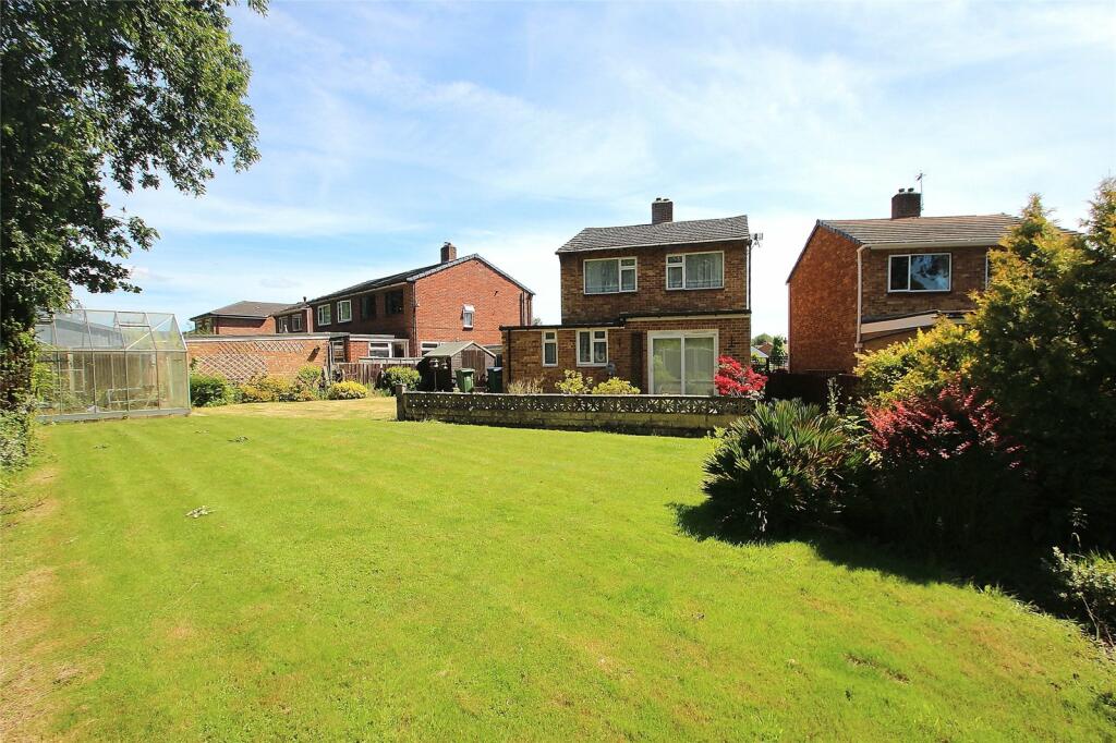 3 bedroom detached house for sale in Abbeyfield Drive, Fareham