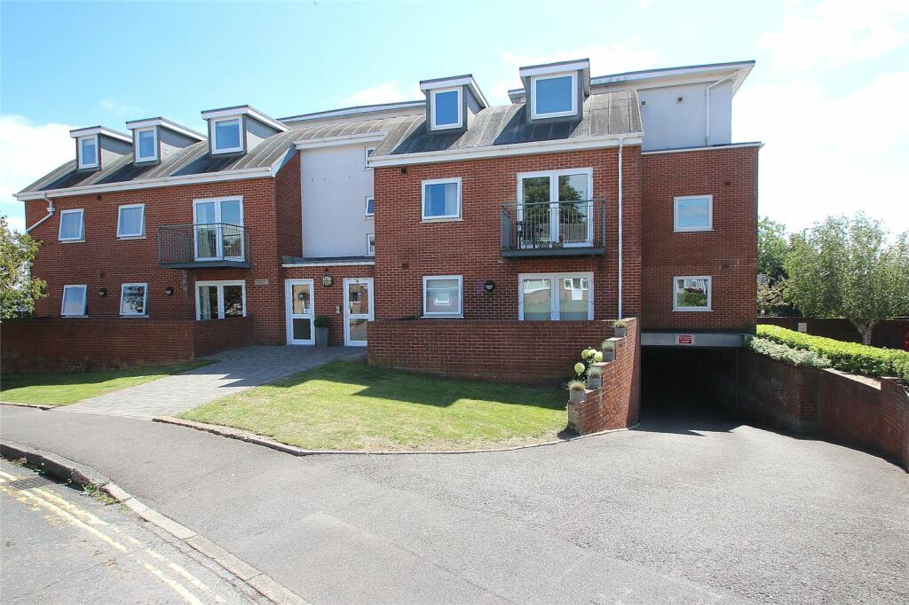 Main image of property: Elmhurst Road, Fareham, Hampshire, PO16
