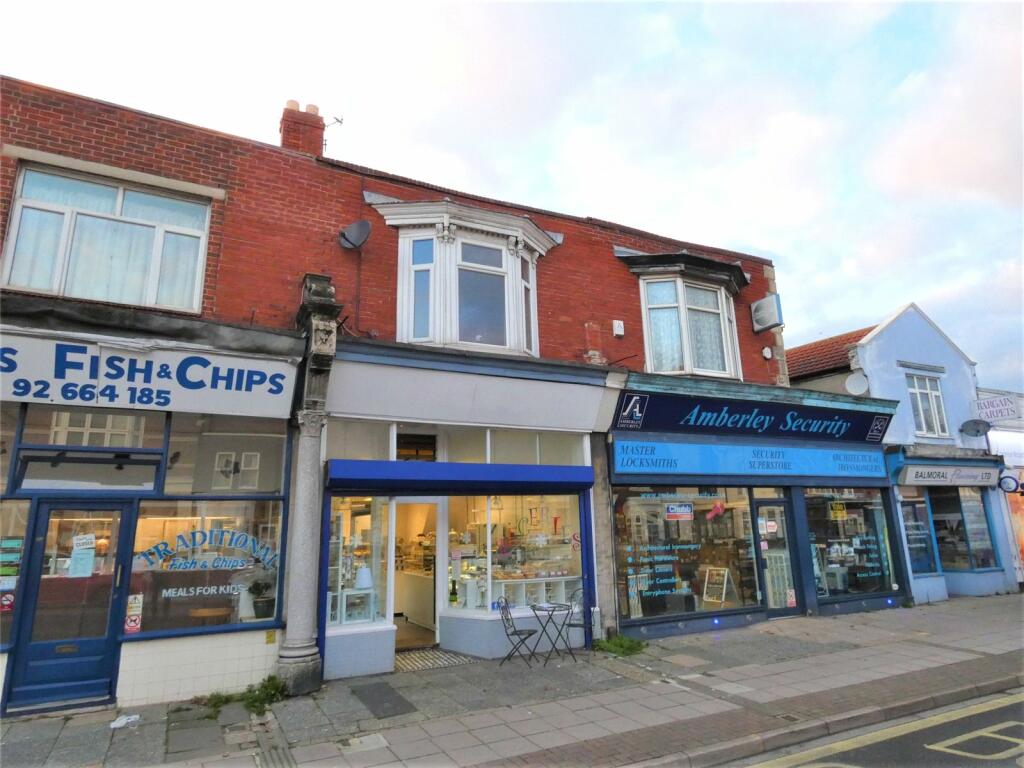 2 bedroom terraced house for rent in Copnor Road, Portsmouth, Hampshire
