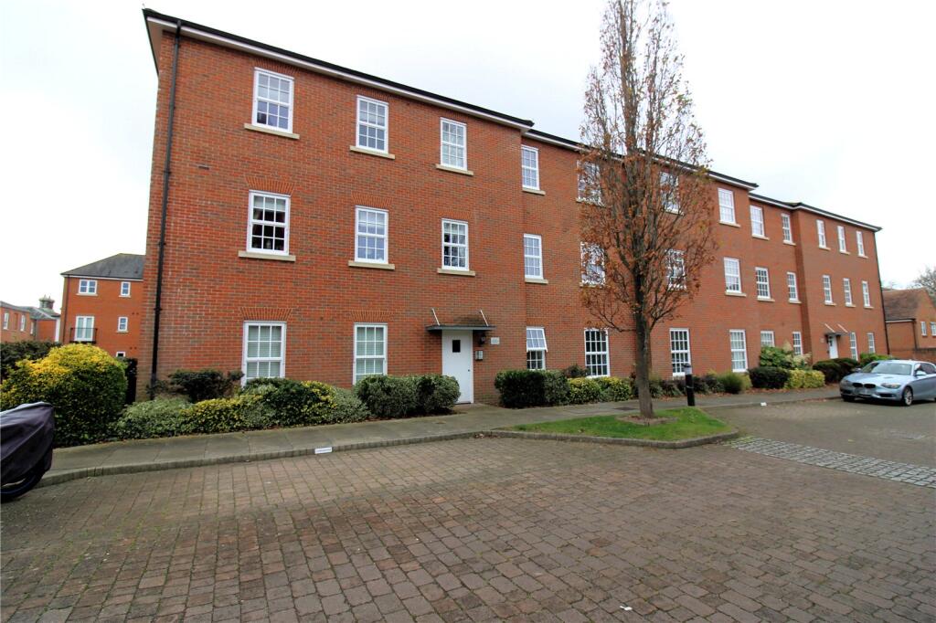 Main image of property: North Square, Knowle, Fareham, Hampshire, PO17