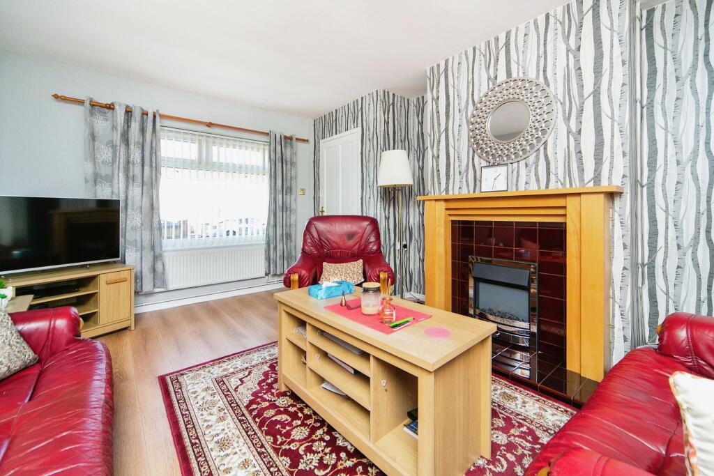 Additional property image - Hoole Road, Wirral, Merseyside, CH49