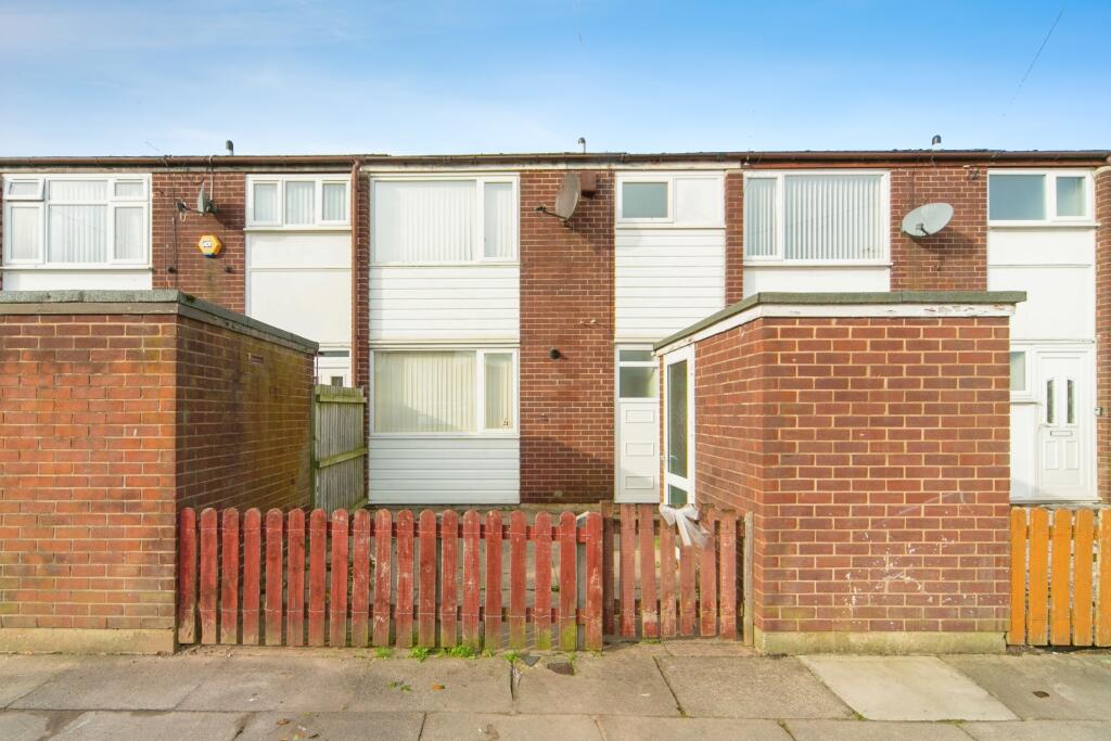 3 bedroom terraced house for sale in Edgemoor Close, PRENTON, CH43