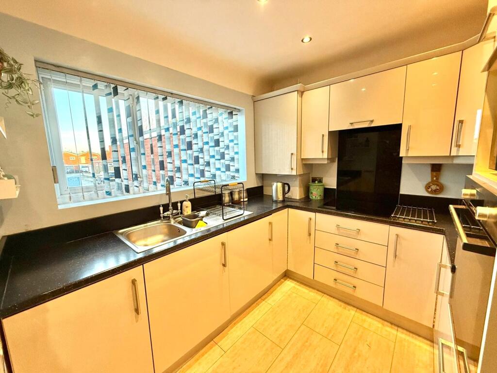 Additional property image - Rathmore Close, Oxton, CH43