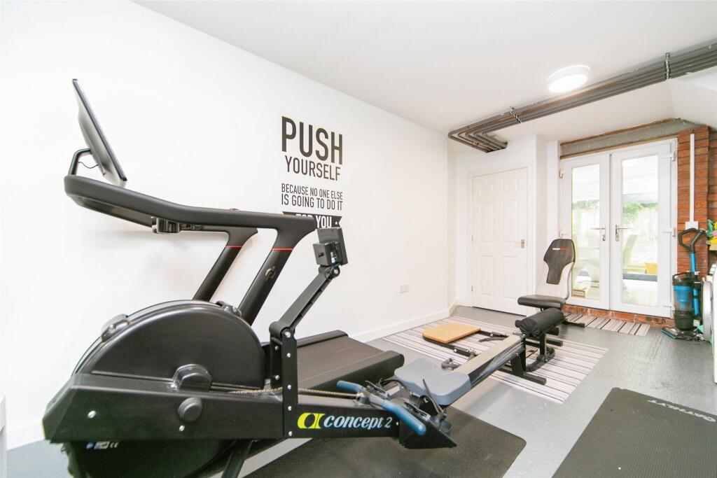 Additional property image - Woodbank Park, Oxton, Merseyside, CH43