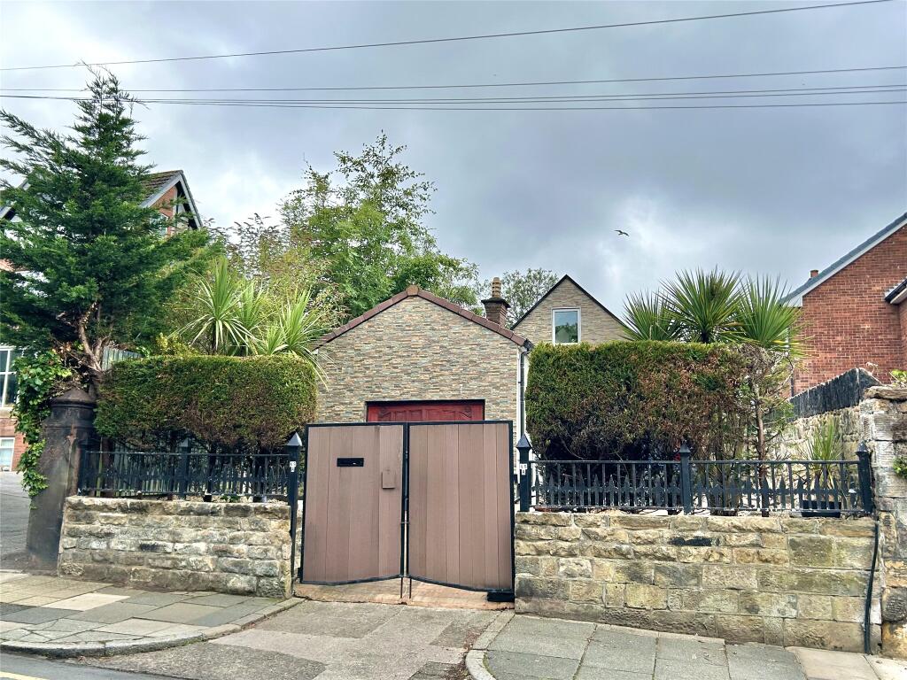 Main image of property: Shrewsbury Road, Prenton, CH43